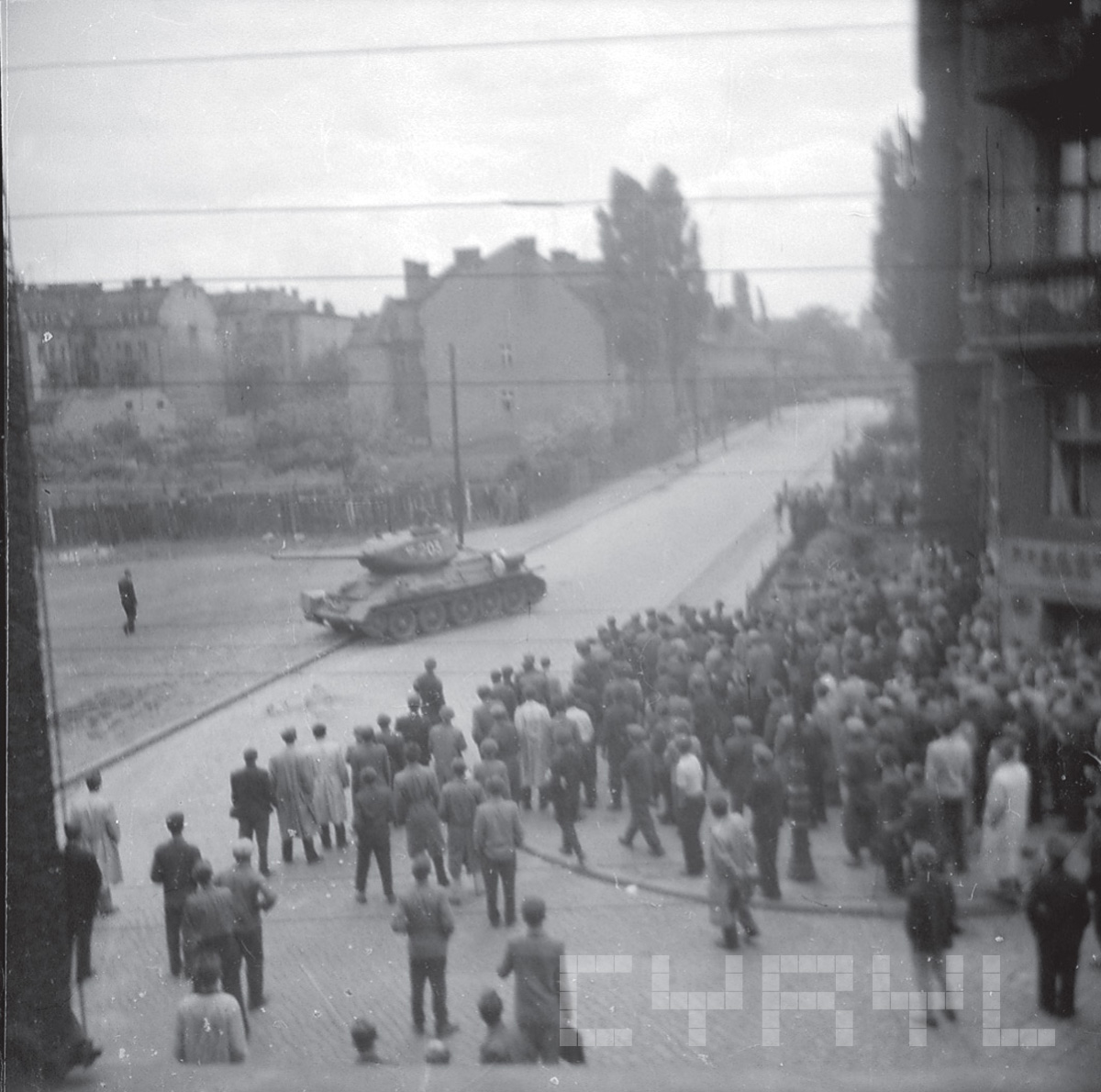 Ulica Kochanowskiego 28-29 czerwca 1956 | Fotografie Leszka Paprzyckiego