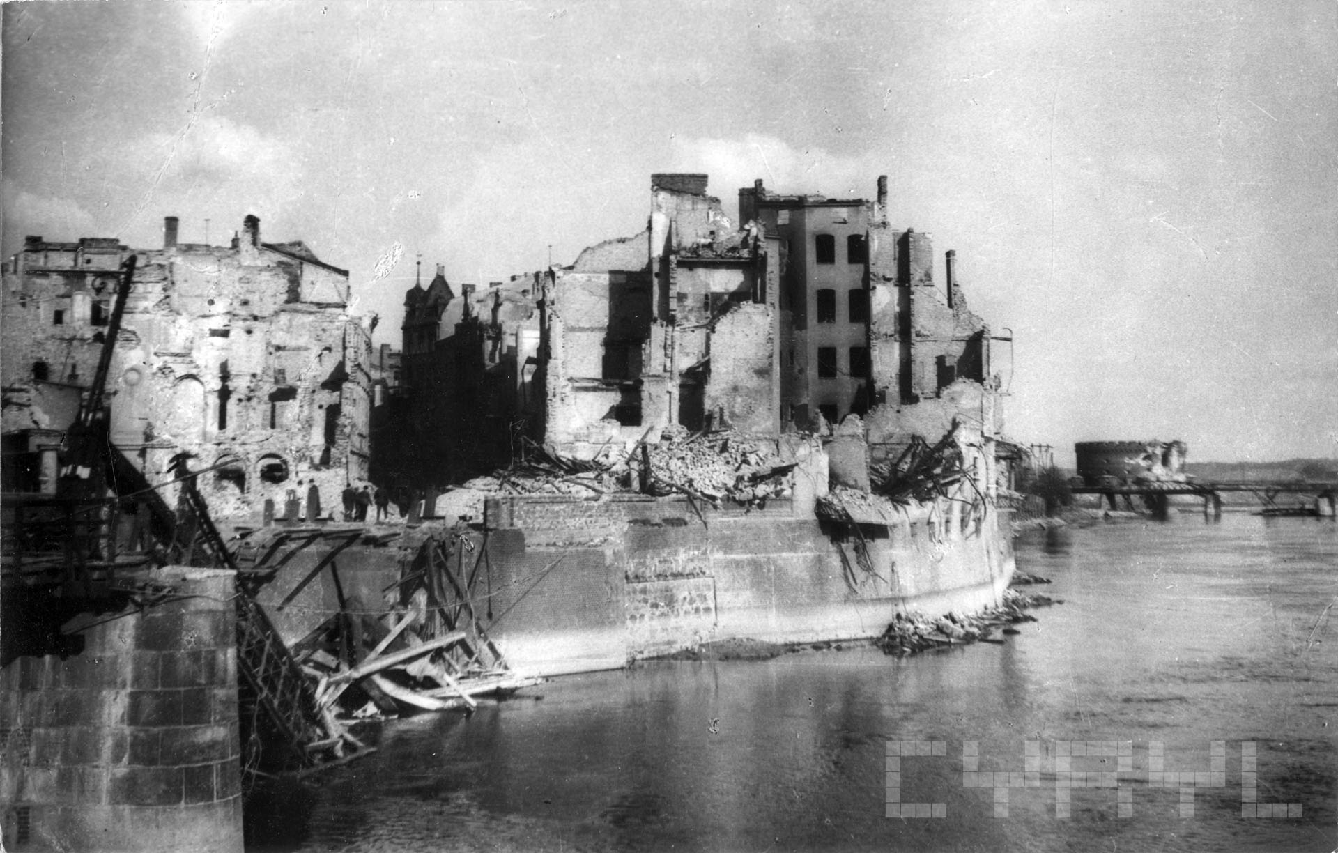 Zniszczenia, ruiny, gruzy | 1945 | Fotografie Zbigniewa Zielonackiego