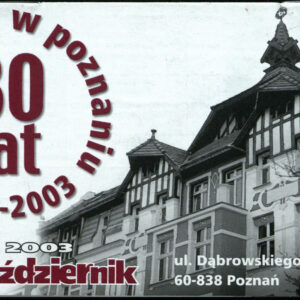 drukowany tekst z czarno-białymi fotografiami, elementy graficzne w kolorze burgund