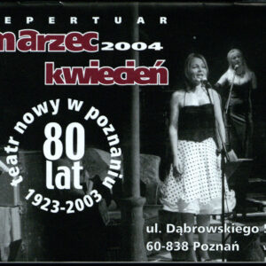 drukowany tekst z czarno-białymi fotografiami, elementy graficzne w kolorze burgund