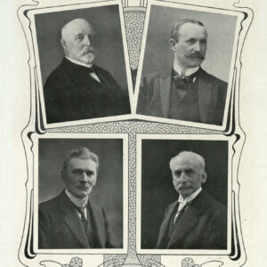 portrety czterech starszych mężczyzn na ozdobnym tle