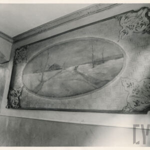 bogato zdobione malowidło na ścianie przedstawiające krajobraz wiejski