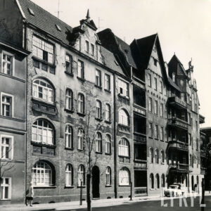 kilkukondygnacyjne kamienice