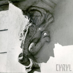 dekoracja rzeźbiarska na elewacji kamienicy