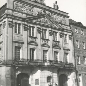 Pałac Działyński w zachodniej pierzei Starego Rynku