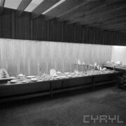 stoiska w hali wystawowej