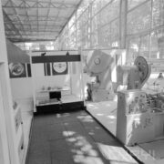 stoisko w hali wystawowej