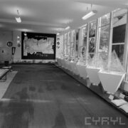 stoiska w pawolonie wystawowym