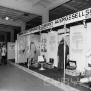 stoisko w hali wystawowej